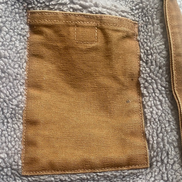 Carhartt Women’s Tan Vest with Sherpa lining - Picture 8 of 11
